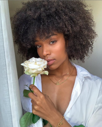 look bouclé naturel